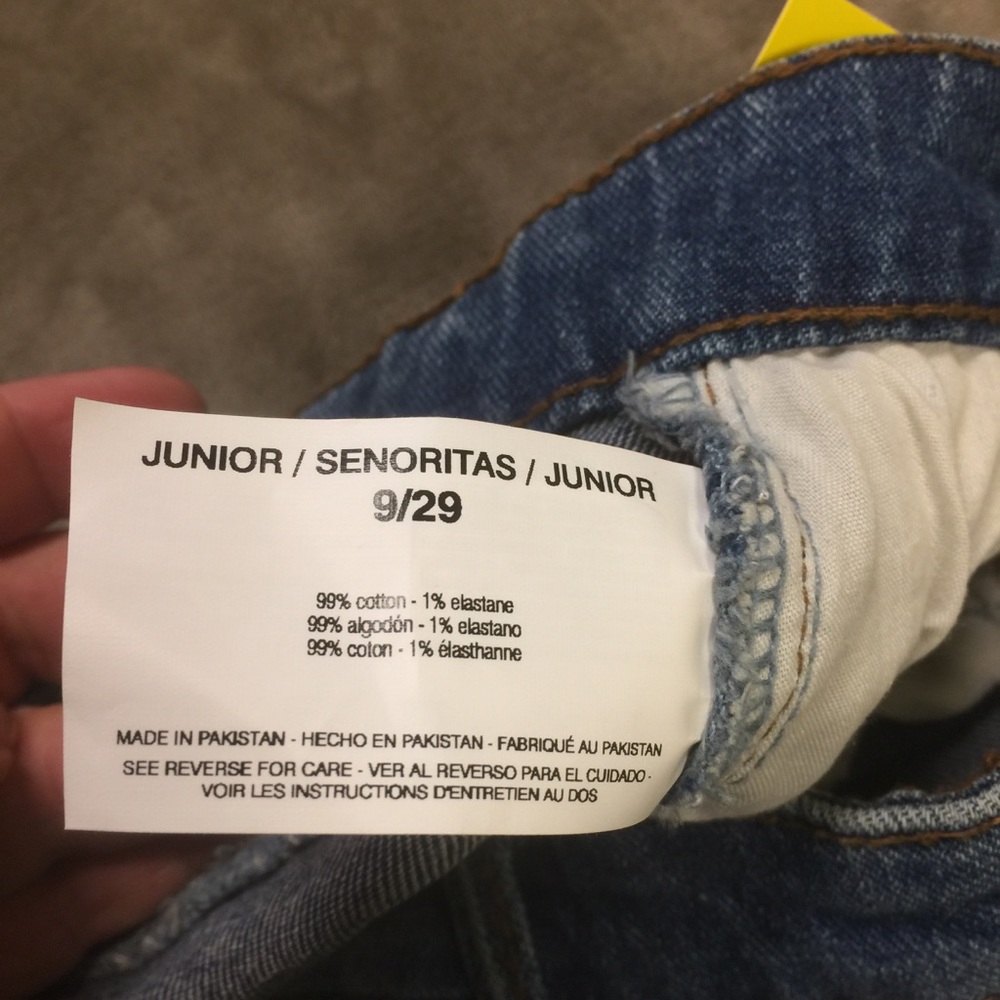 Black Daisy Denim skirt junior - Picture 2 of 4